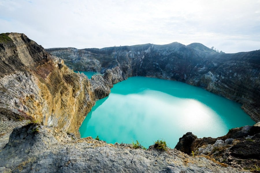 View from the paved rim walk over the Kelimutu crater lakes